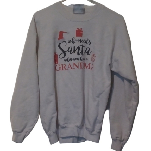 💙🌺White Holiday Sweatshirt - Picture 2 of 9